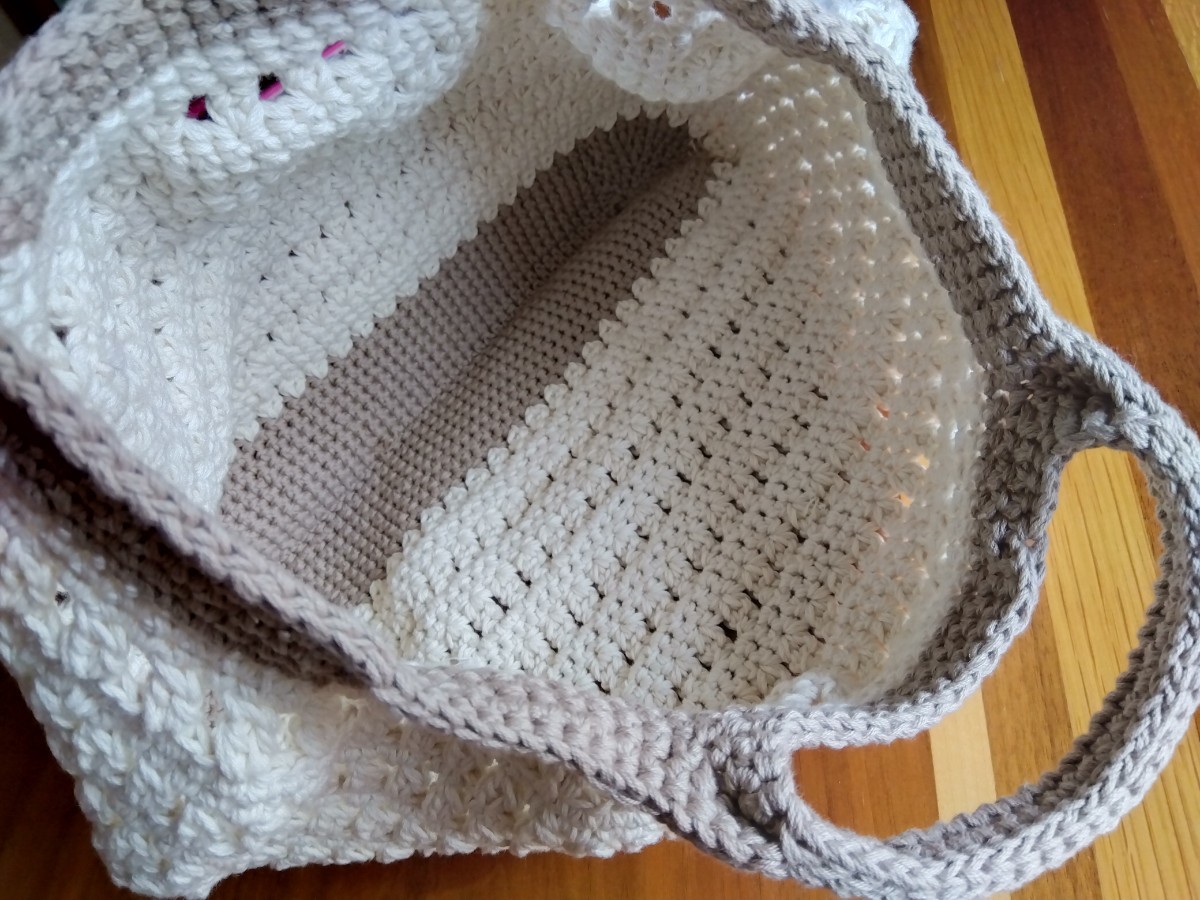 * new goods * hand made hand-knitted handbag eggshell white 