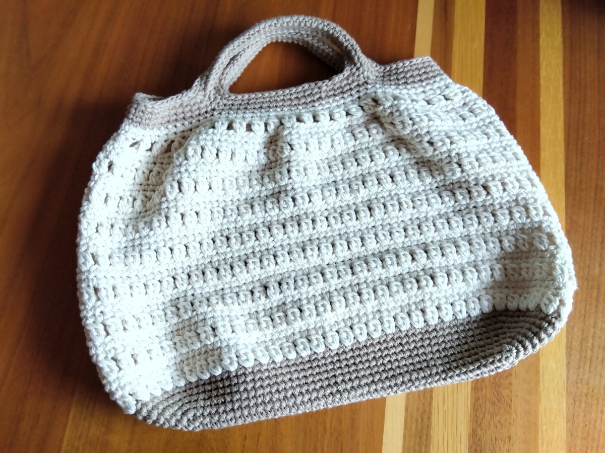 * new goods * hand made hand-knitted handbag eggshell white 