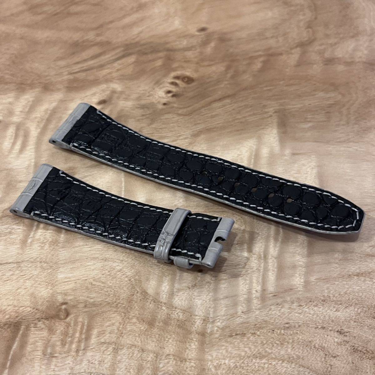 美品☆AUDEMARS PIGUET オーデマピゲ code11.59用 ベルト 純正品 正規品 グレージュ グレー 革ベルト 時計ベルト コード 22mm-18mm