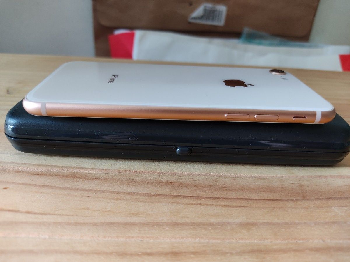 iPhone8 64GB ゴールド ソフトバンク認定中古品 金 SIMフリー - 通販