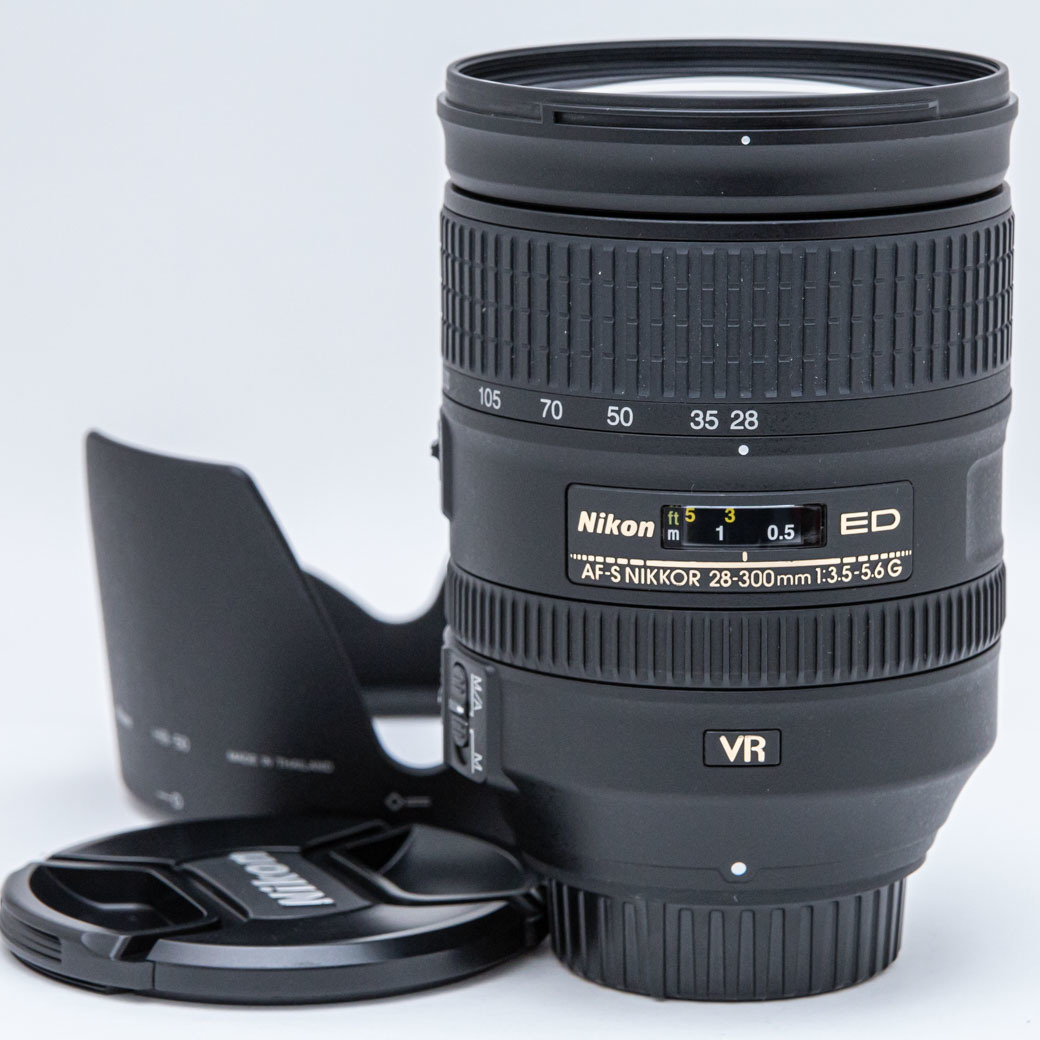 Nikon AF-S 28-300mm F3.5-5.6 G ED VR　【管理番号007443】