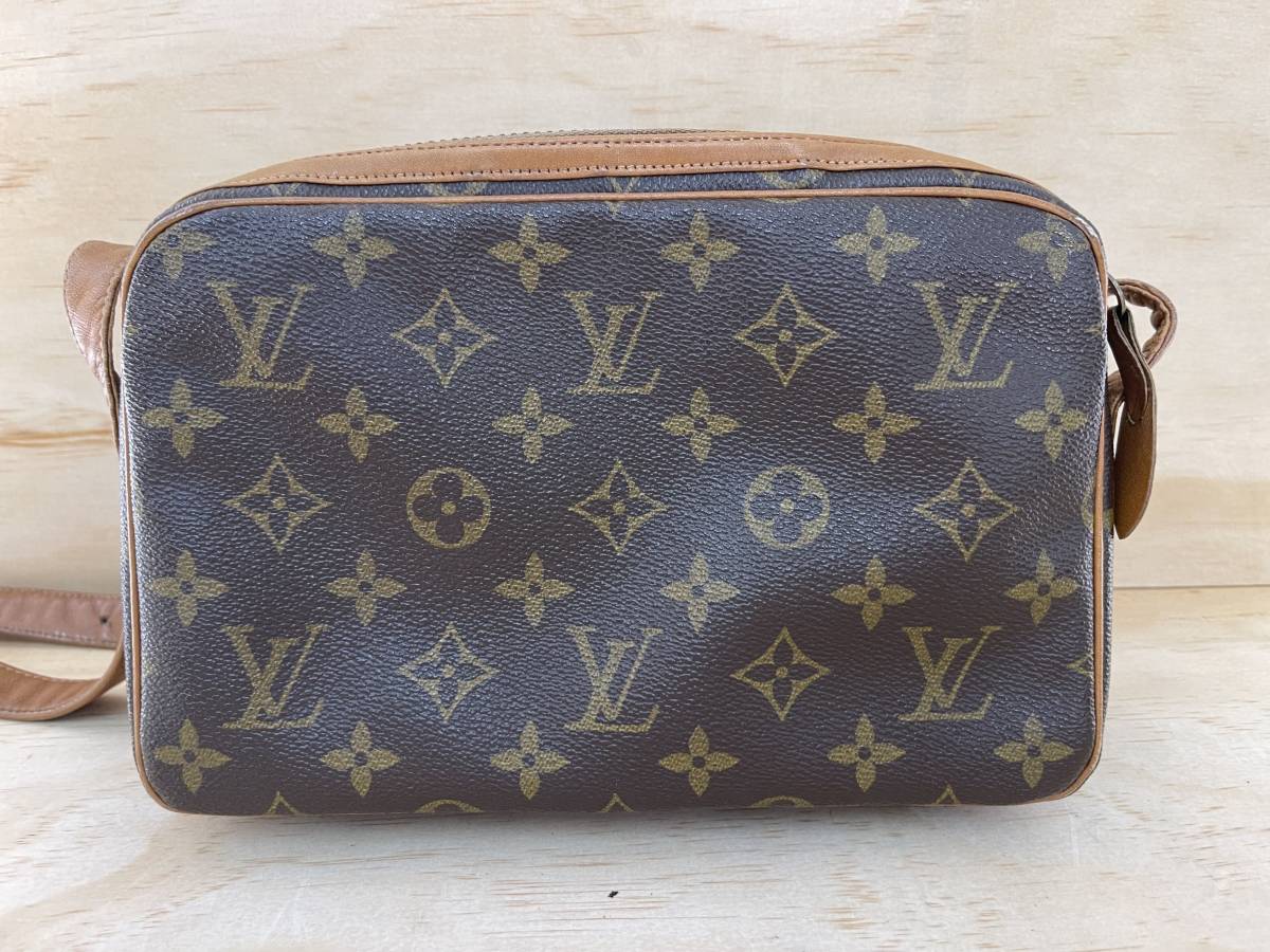 LOUIS VUITTON ルイヴィトン 廃番 USA モノグラム ショルダーバッグ_画像2