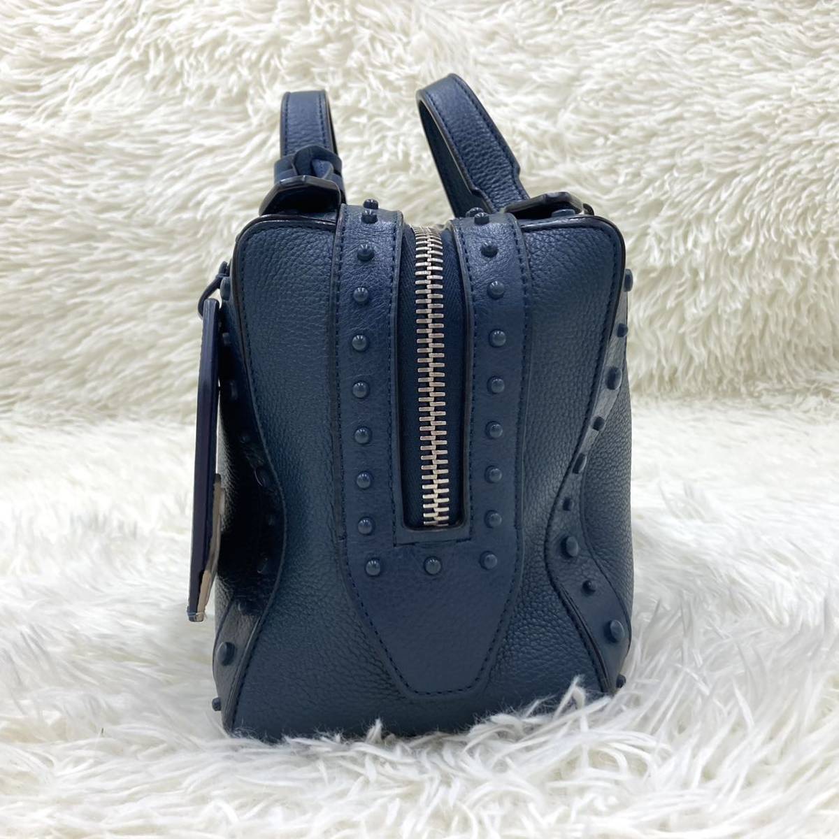 超希少・美品 TOD'S トッズ ゴンミーニ 2way ハンドバッグ 超希少・美品 TOD'S トッズ ゴンミーニ 2way ハンドバッグ
