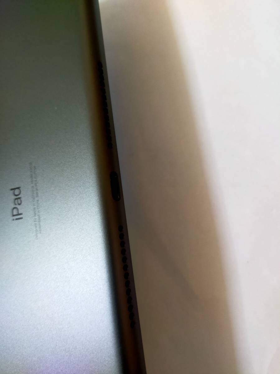 ほぼ未使用 iPad 第9世代 64GB 充電0回 バッテリー100% 10 2インチ