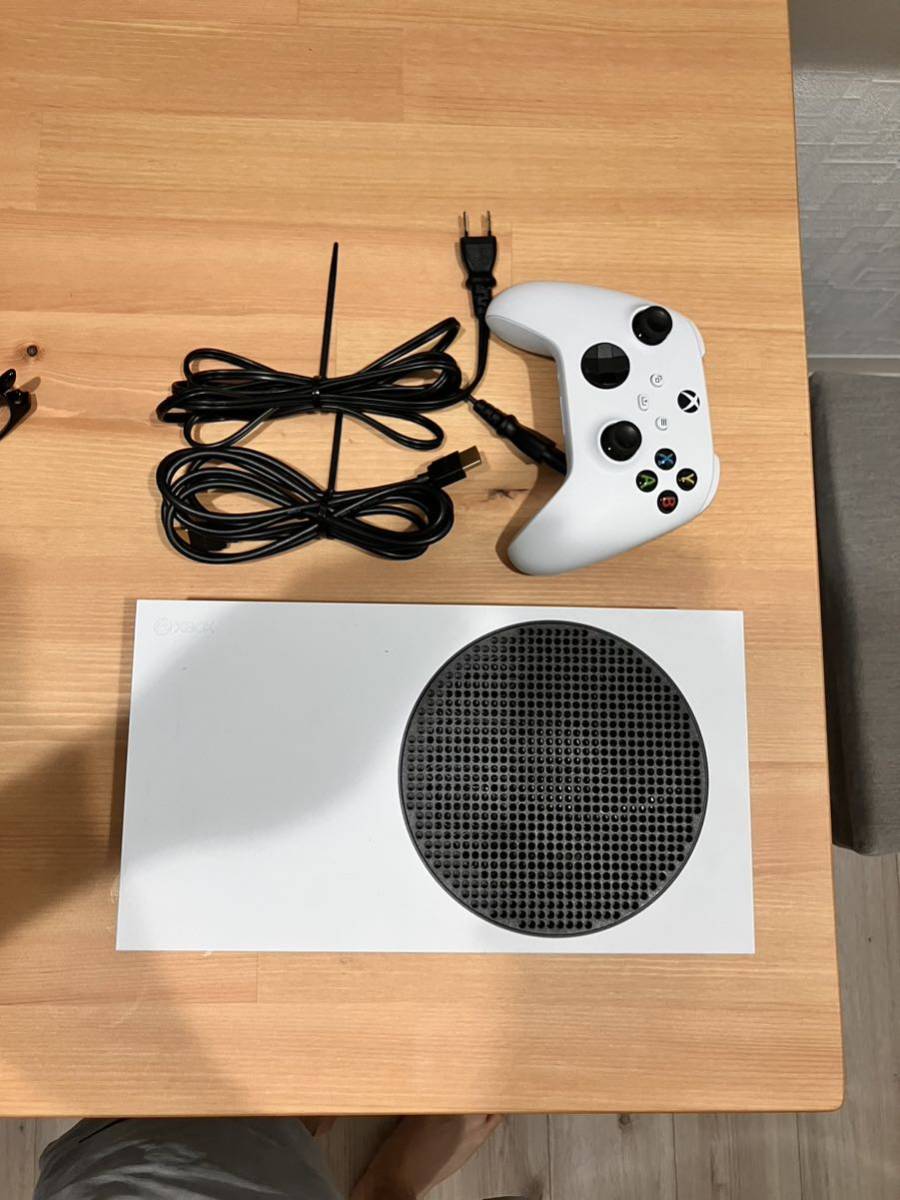 Xbox Series S 本体のみ Xbox Series S 本体のみ