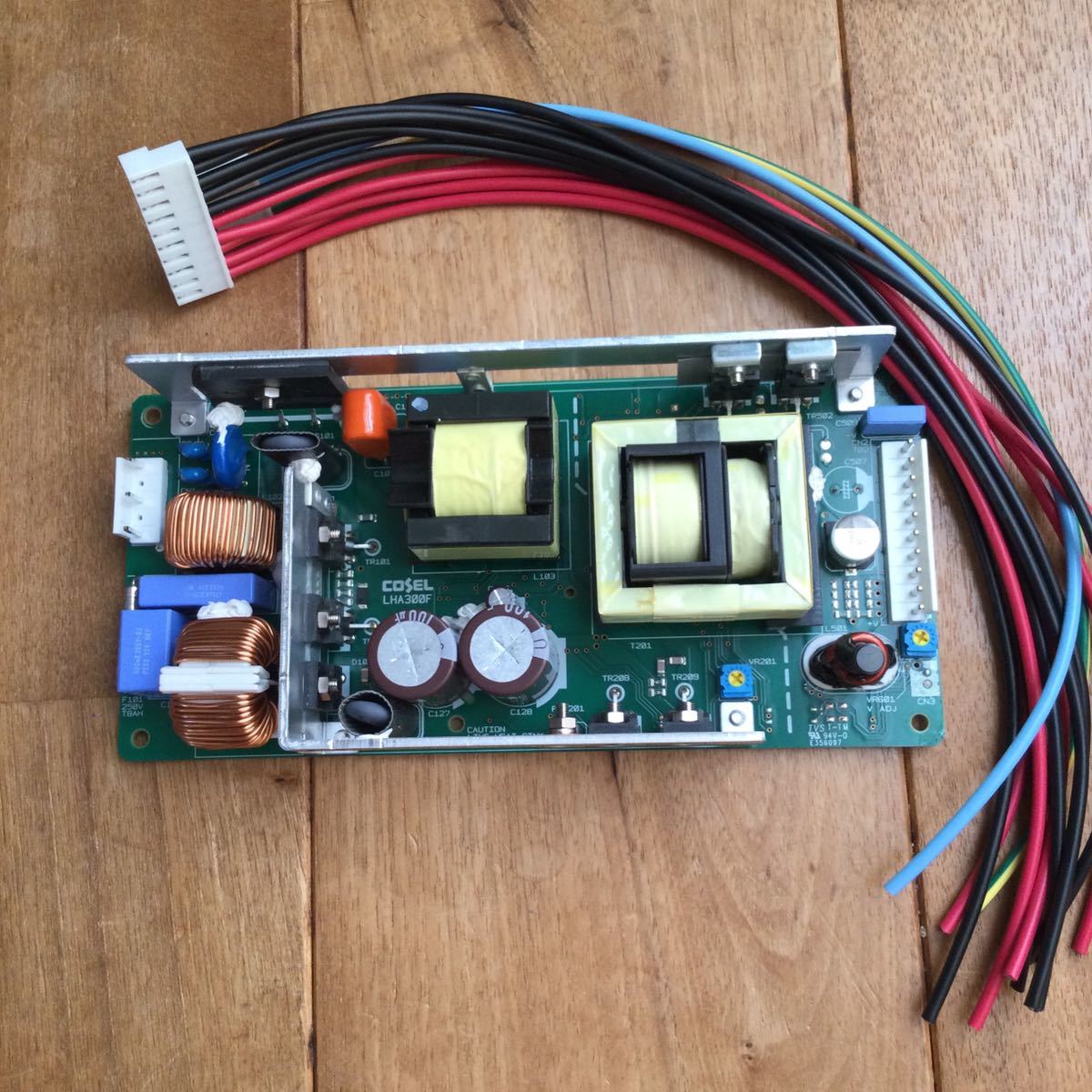 スイッチング電源 300W DC24V 12.5A出力 AC85~264V入力 AC/DC電源