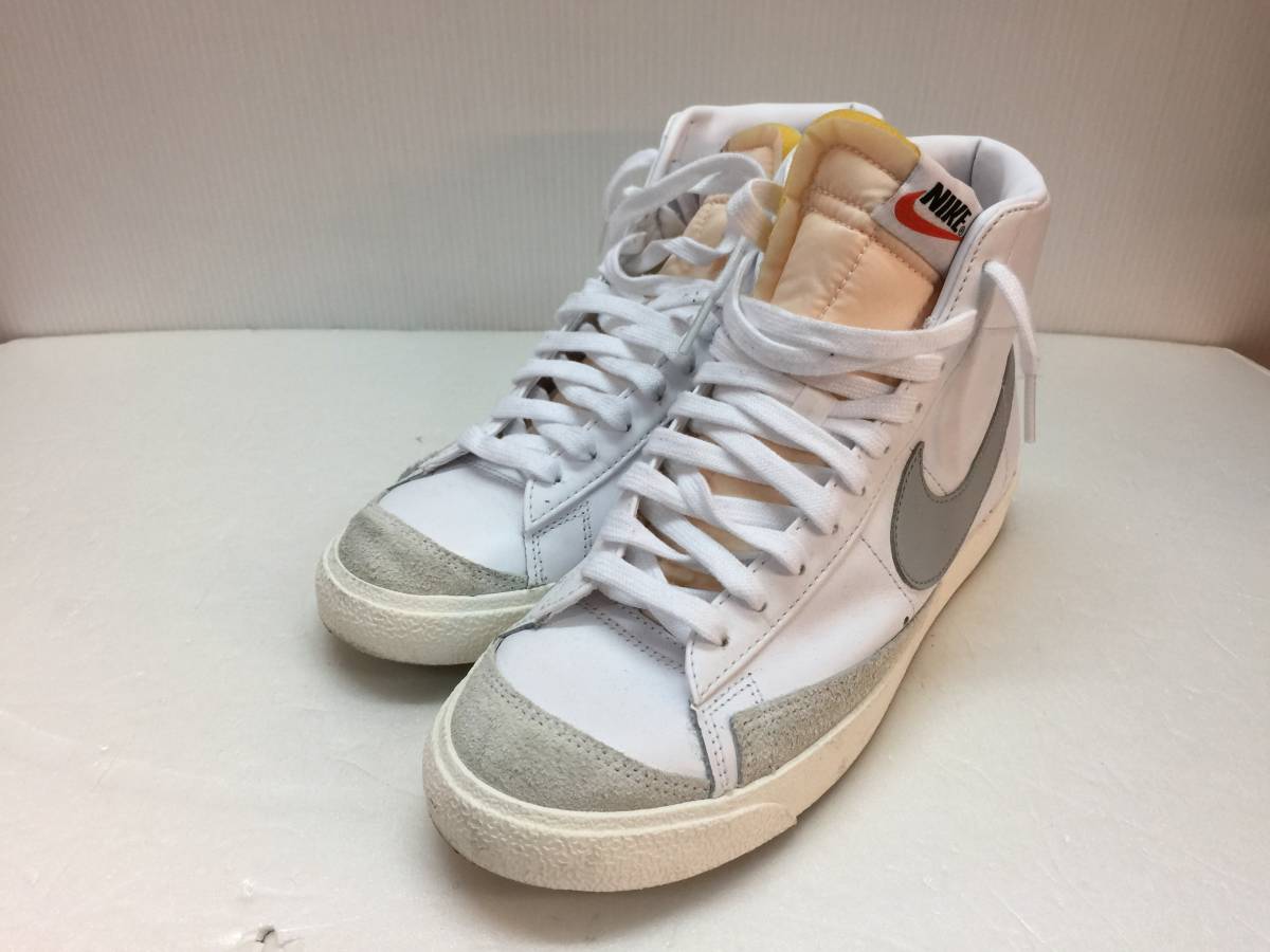 ●USED● NIKE BLAZER MID 77 VNTG ナイキ ブレザー ミッド 77 ヴィンテージ BQ6806-114 25.5㎝_画像1