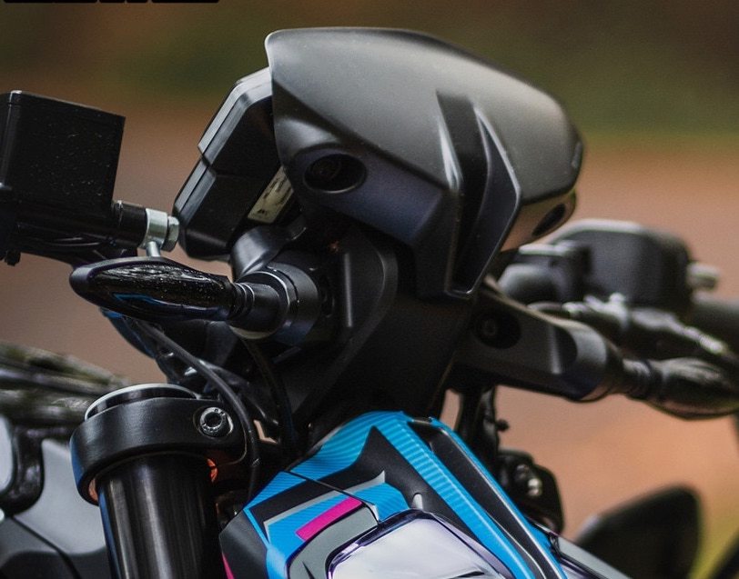 即納可】KTM 125/250/390DUKE用 メーターカバーフロント 即納可】KTM 125/250/390DUKE用 メーターカバーフロント