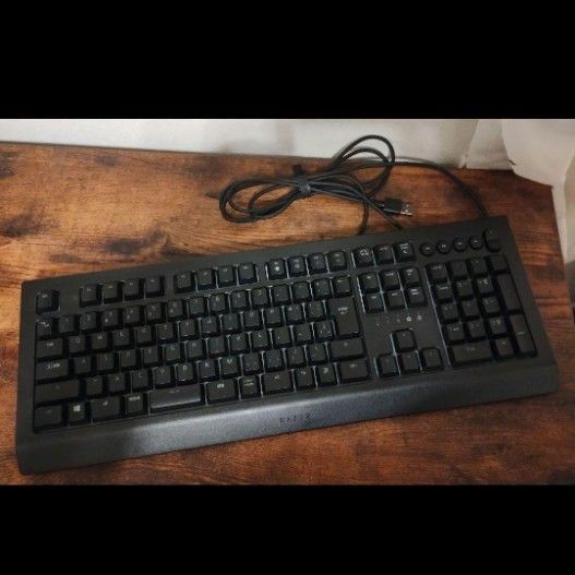 Razer Cynosa V2 ゲーミングキーボード 日本語配列 有線