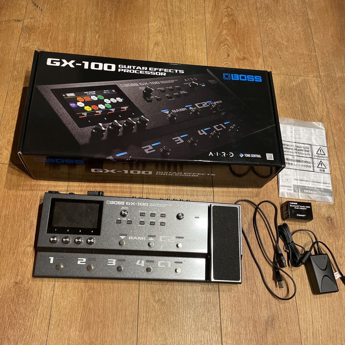 美品】 BOSS GX-100 Guitar Effects Processor + Bluetoothアダプター