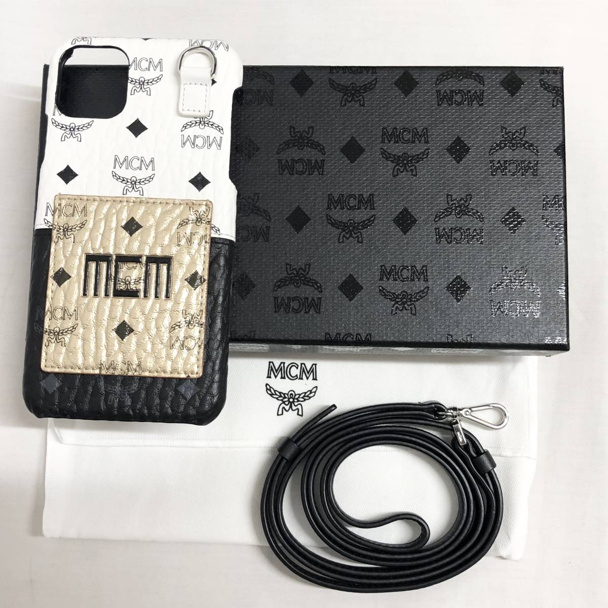 ○★新品未使用　MCM (エムシーエム)　ヴィセトス スプライシング　ストラップ付　iPhone11Pro MAXケース★○_画像10