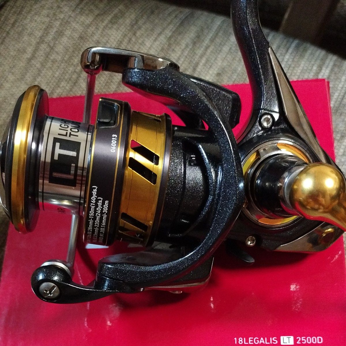 18 レガリス LT2500D　新品 ダイワ DAIWA