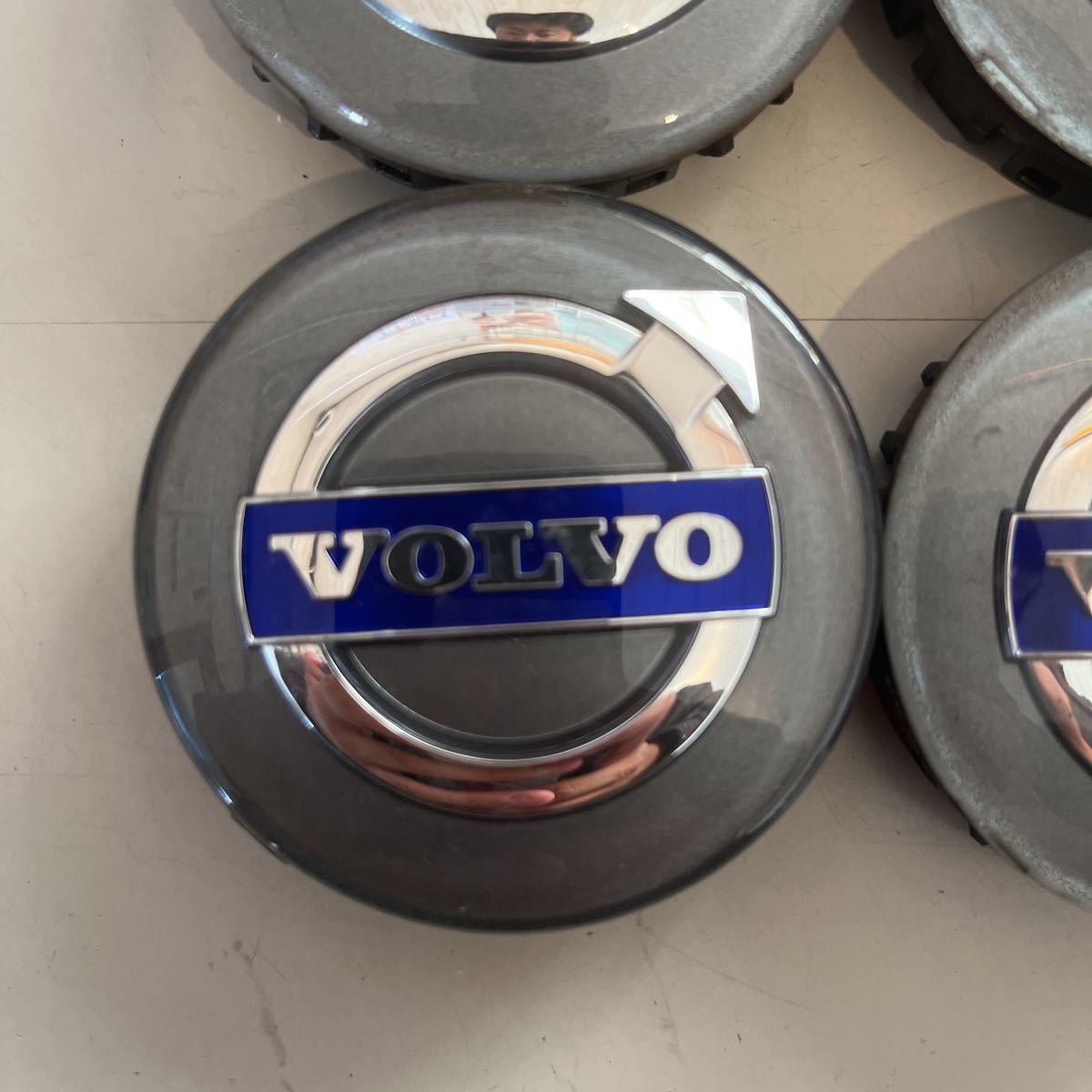 ボルボ 純正 ホイール センターキャップ 4個 グレー 64mm 30666913 30748052 VOLVO アルミ 中古 売切_画像2