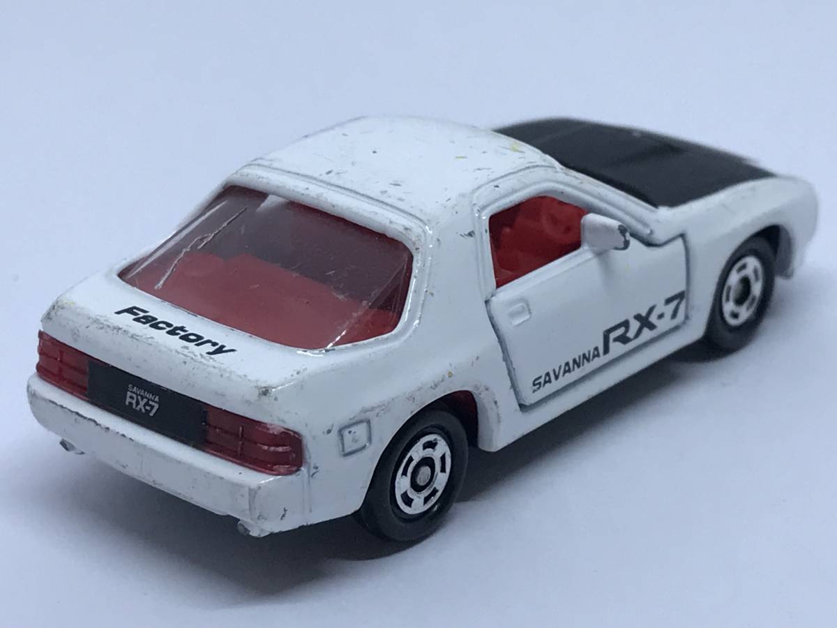 フ2★トミカ 組み立て工場 ミニカー マツダ サバンナ RX-7 白外装×赤内装_画像2