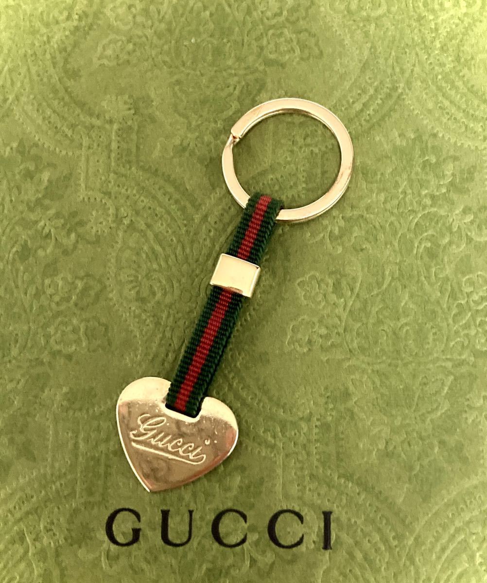 【即決/送料込み】 GUCCI/グッチ キーホルダー/キーリング チャーム ラブリー/ハート gucci/筆記体 シェリーライン_画像1