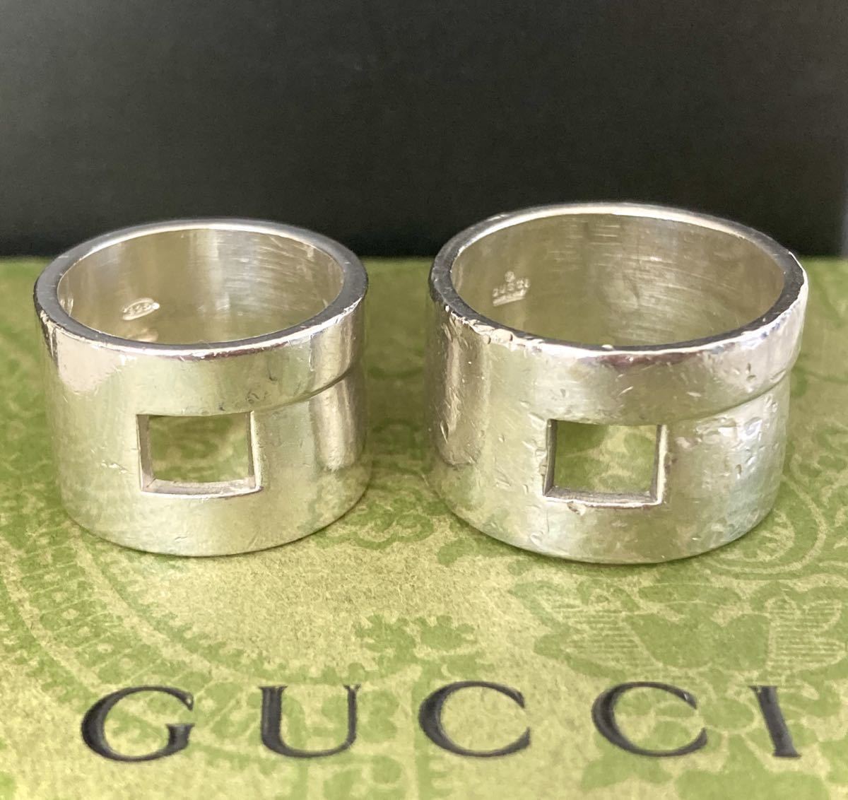 【即決/送料込み】GUCCI/グッチ スクエアホール/Gロゴ ペアネックレス/ペンダント Gカット シルバーリング(size11号と21号相当)_画像5