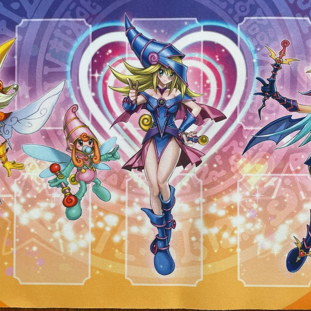 遊戯王 Loppi限定 ブラックマジシャンガール プレイマット 遊戯王 Loppi限定 ブラックマジシャンガール プレイマット