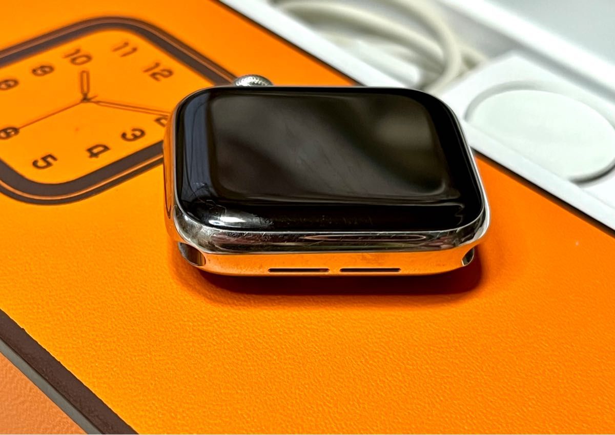 美品　Apple Watch Hermes Series 4 40mm シルバー　ステンレススチール　バッテリー　80% エルメス