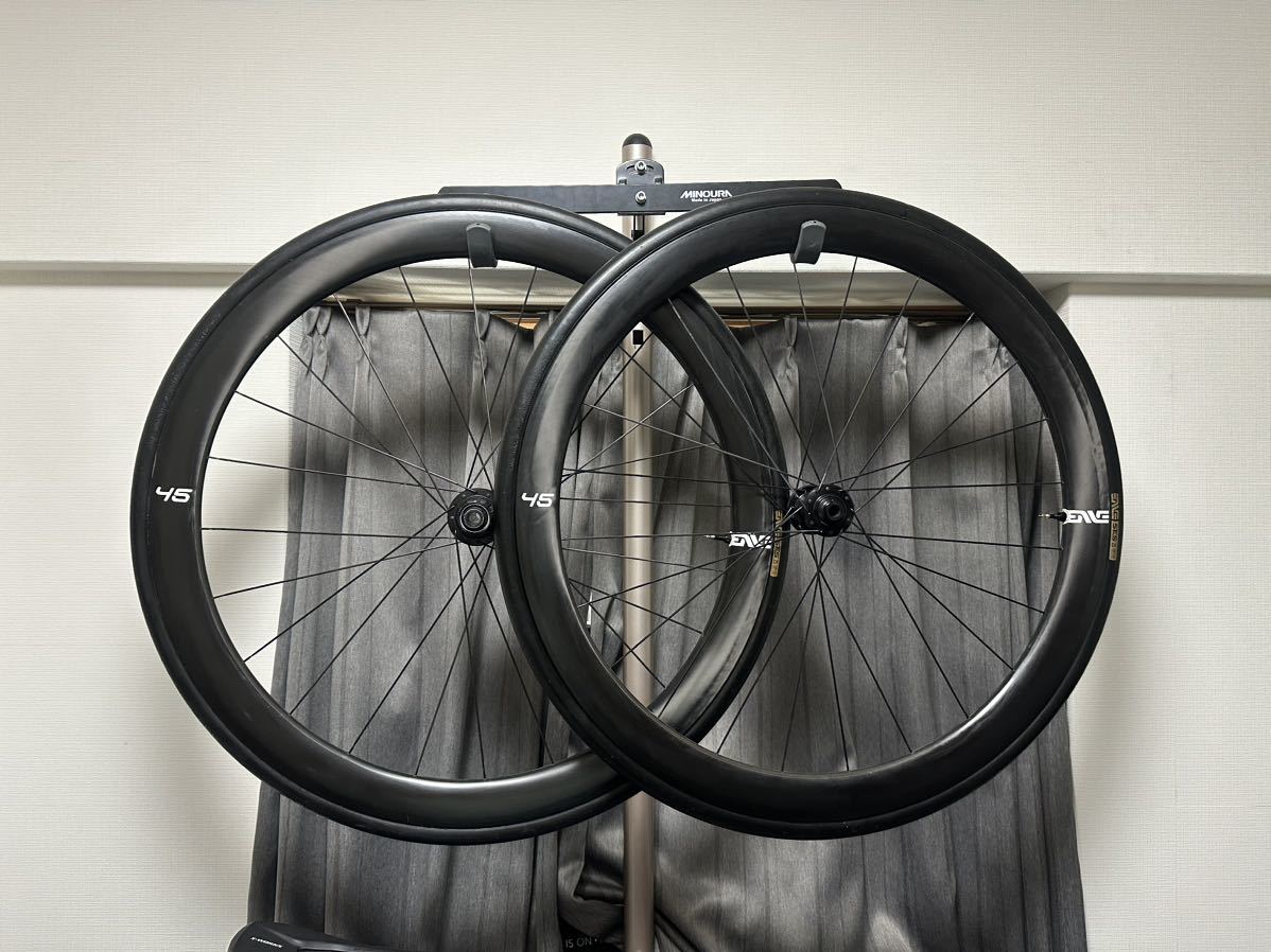 【希少!!】 ENVE 45 エンヴィ カーボンホイール enve ses シマノ sram スラム xdr TLR チューブレスレディ 27インチ、700C 【希少!!】 ENVE 45 エンヴィ カーボンホイール enve ses シマノ sram スラム xdr TLR チューブレスレディ 27インチ、700C