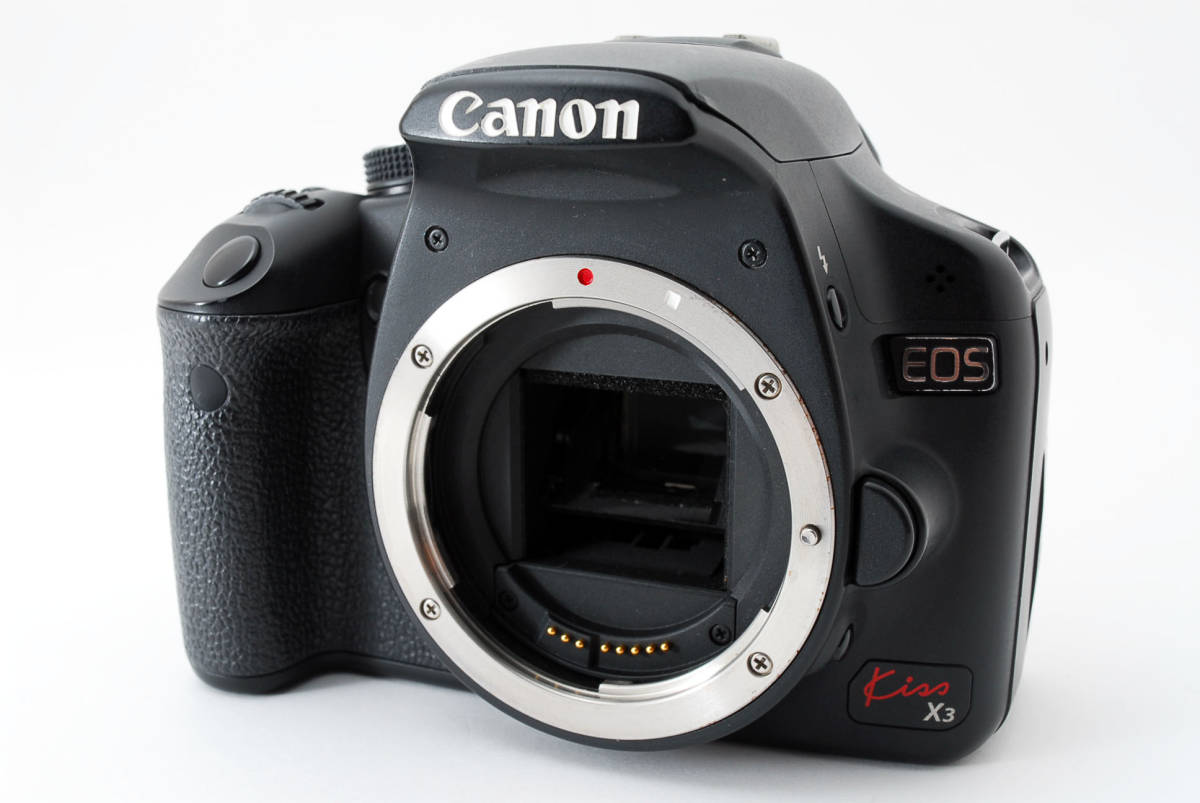 お手軽価格で贈りやすい Canon ☆極上美品☆ キヤノン ボディ x3 kiss