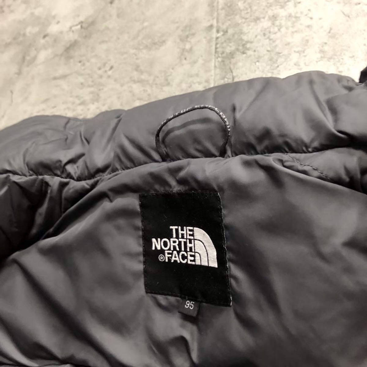 THE NORTH FACE ダウンベスト M ヌプシ 700フィル｜PayPayフリマ