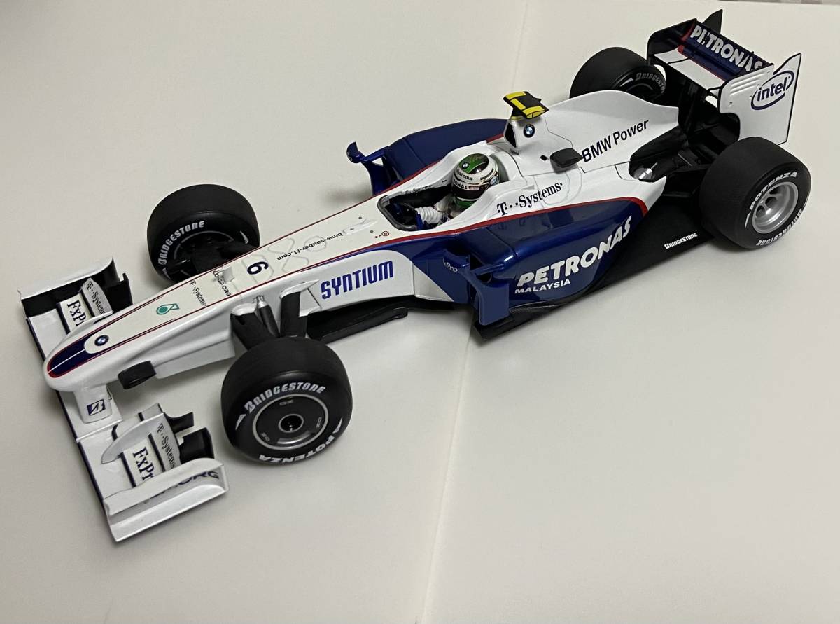 PMA 1/18 BMW ザウバーF1.09 ニック・ハイドフェルドミニチャンプス