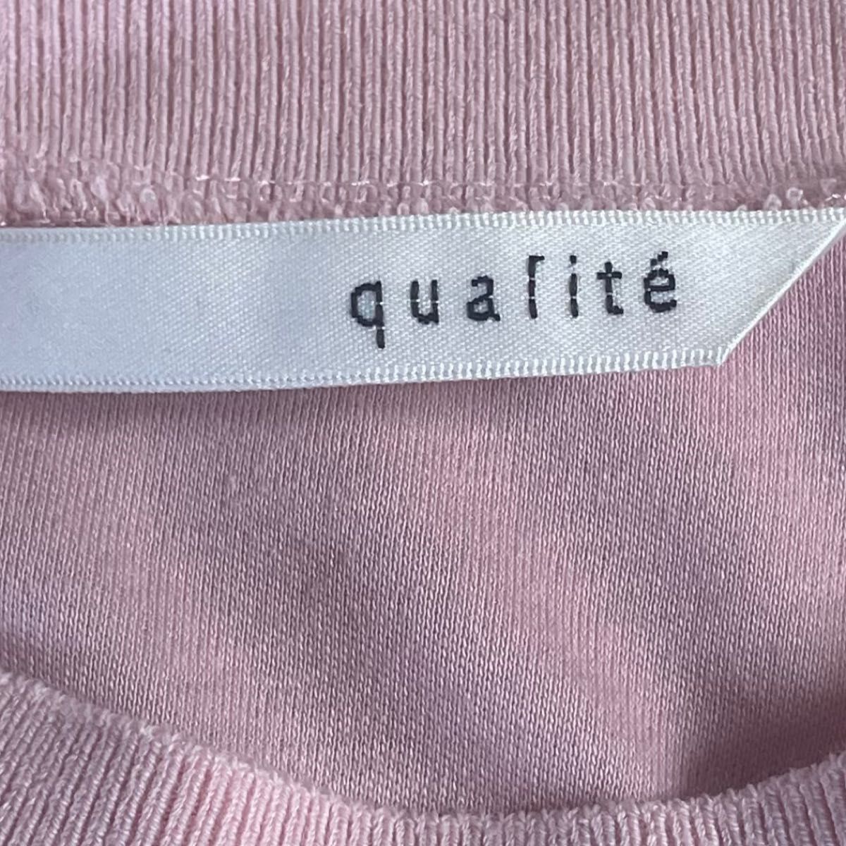 カリテ　qualite 長袖Tシャツ カットソー