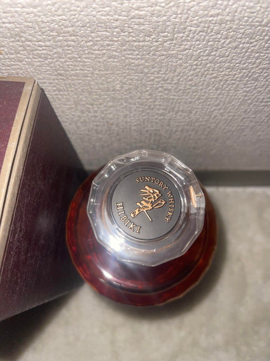 サントリー響21年 SUNTORY 箱付き 響21年 700ml 新品未開封 サントリー
