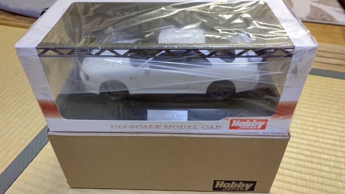 2022人気の BNR34 1/18 Japan Hobby スカイライン 白 V-Spec GT-R