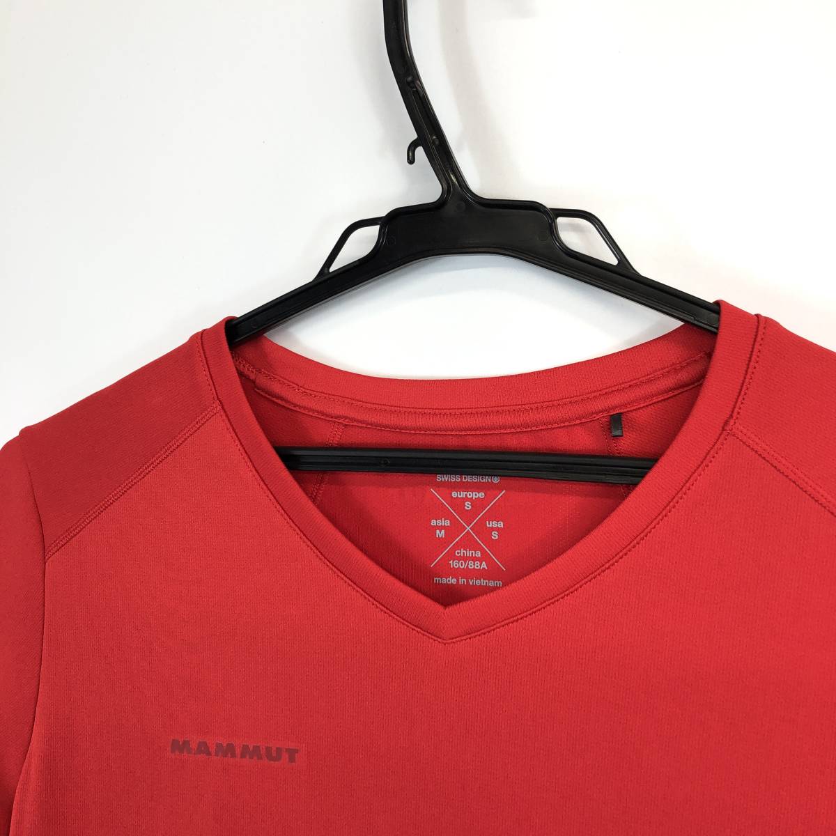 マムート MAMMUT 半袖速乾 VネックTシャツ レッド レディースMサイズ ポーラテック