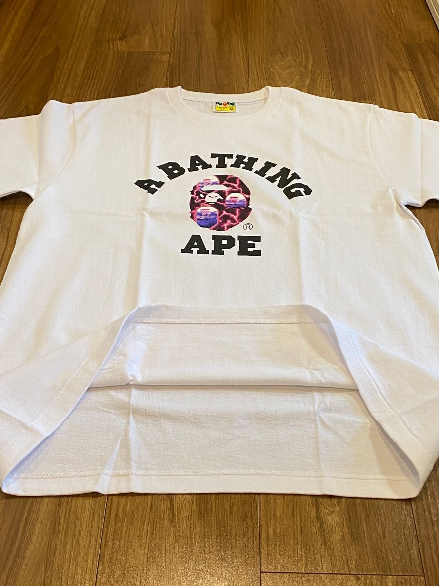 【新品】A BATHING APE  アベイシングエイプ  Tシャツ　XLサイズ
