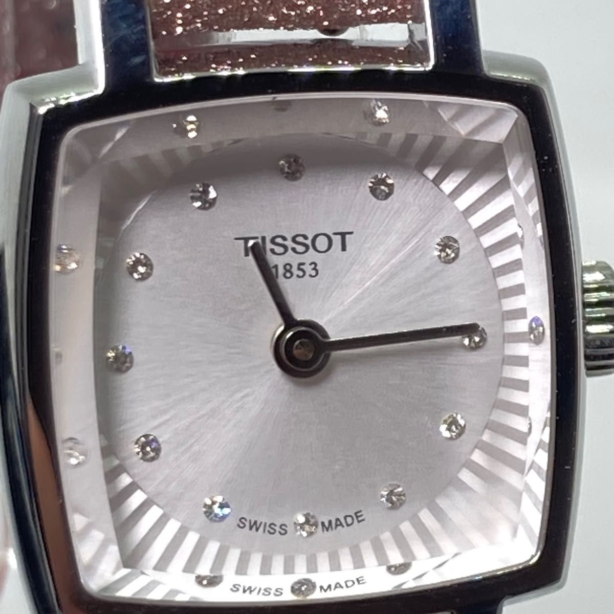 新品 未使用 TISSOT ティソ ダイヤモンド付 ラブリー スクエア 腕時計