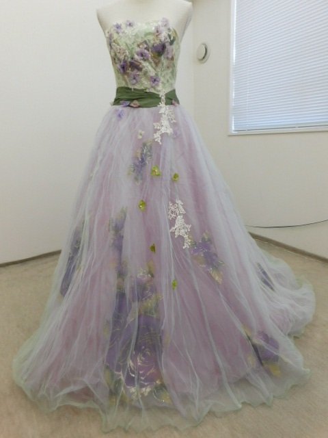 楽布〕P25121 ウエディングドレス カラードレス 紫 ｋ の商品詳細