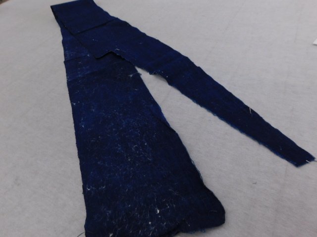 〔楽布〕P24952　昔の藍無地木綿ハギレ半巾　１９４ｃｍ　古布古裂　ｋ_画像2