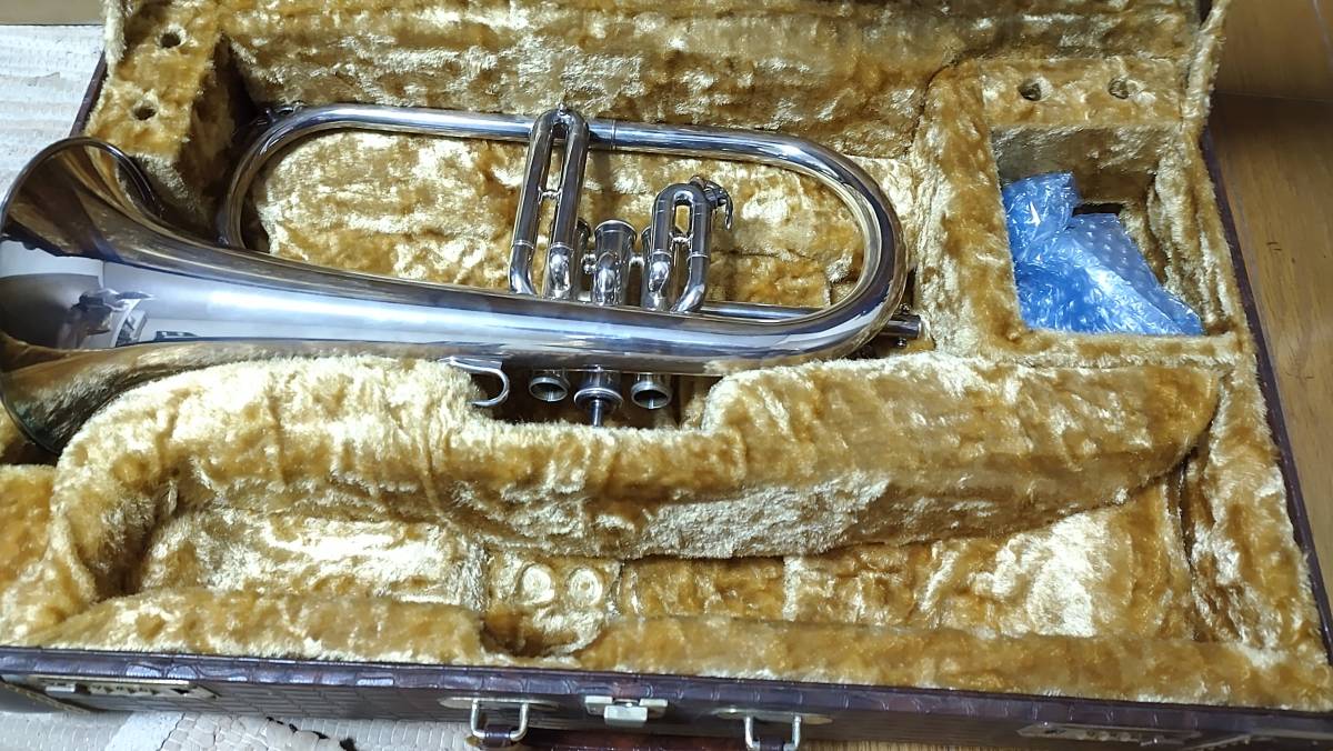 YAMAHA YFH-731 フリューゲルホルン 美品ダブルケース付 ピストン固着