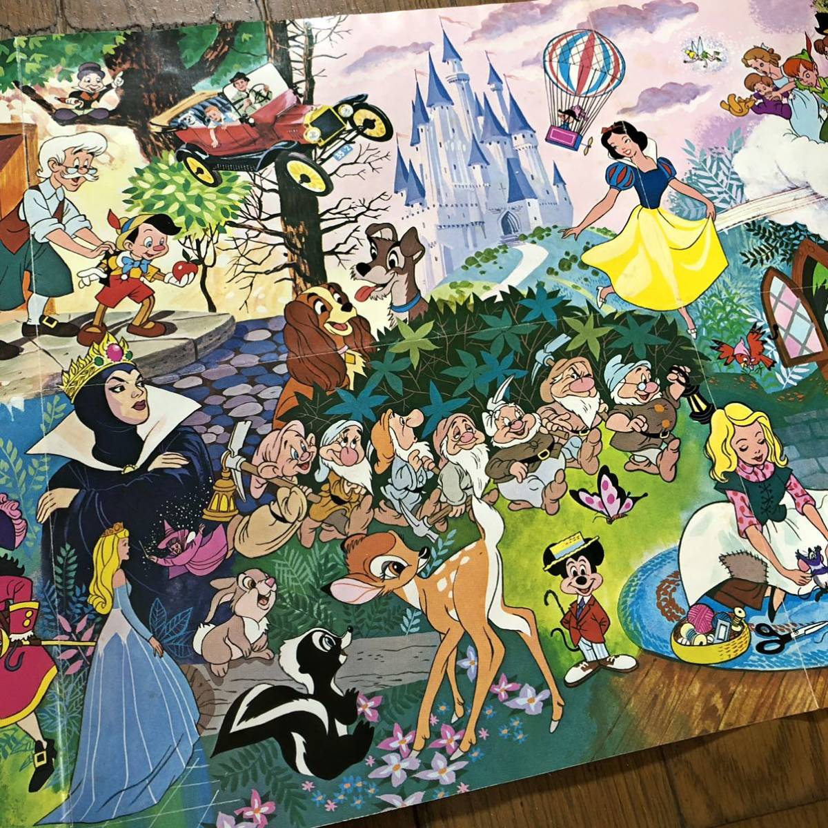 ビンテージ Disneyland Memorial Orgy ディズニーランドメモリアルオージー セディショナリーズ ミッキー 雑誌 ブラックライト ポスター_画像3