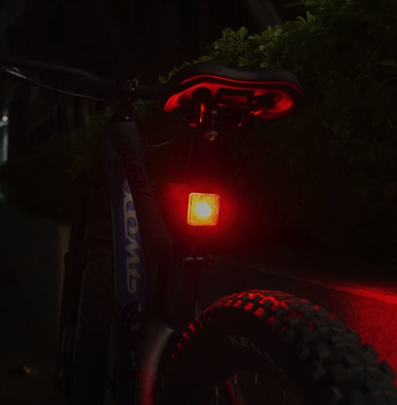 ☆☆自転車テールライト　赤　☆高品質☆内蔵センサーを介してブレーキ動作を検出できるスマートバイクテールライト☆☆_画像7