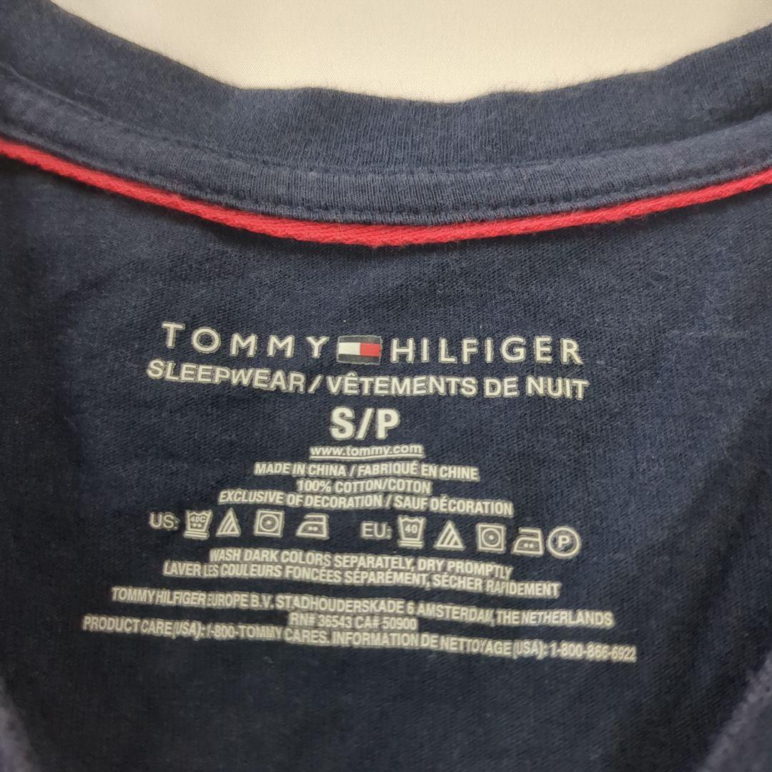 TOMMY HILFIGER 半袖TシャツＶネック胸元ロゴ紺メンズS c6