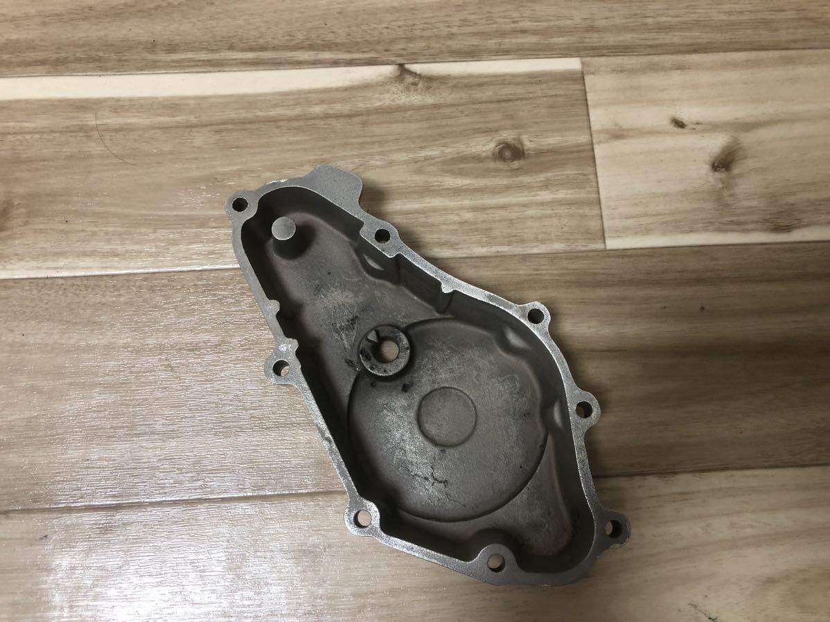CBX400F BEET スターターカバー 初期 当時物 の商品詳細 CBX400F BEET スターターカバー 初期 当時物 の商品詳細