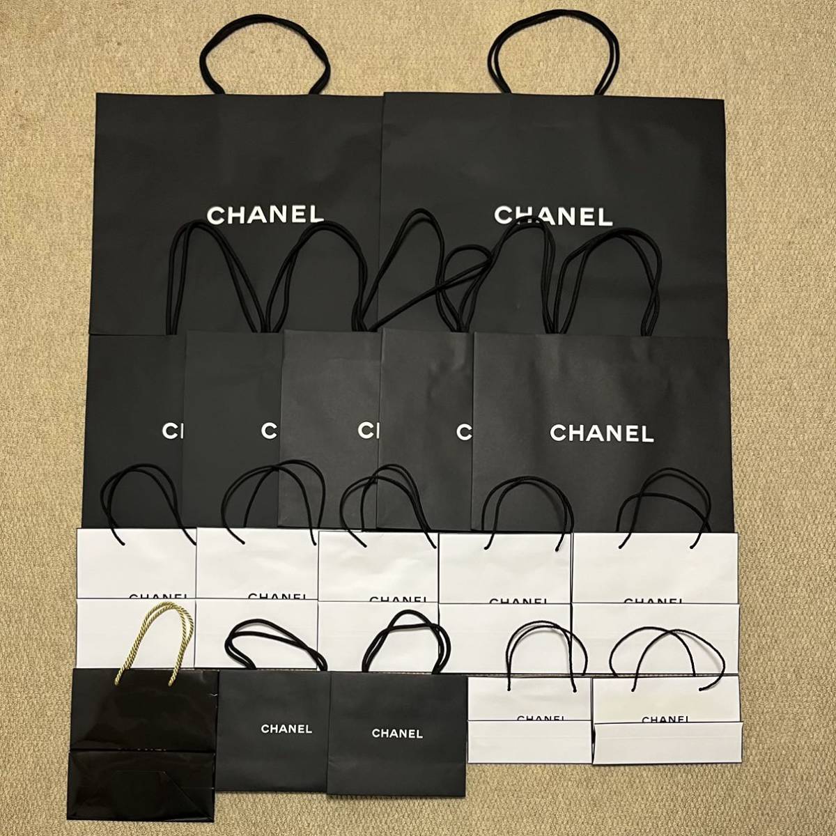 シャネル CHANEL ショッパー ショップ袋 紙袋 ブランド紙袋 サイズ