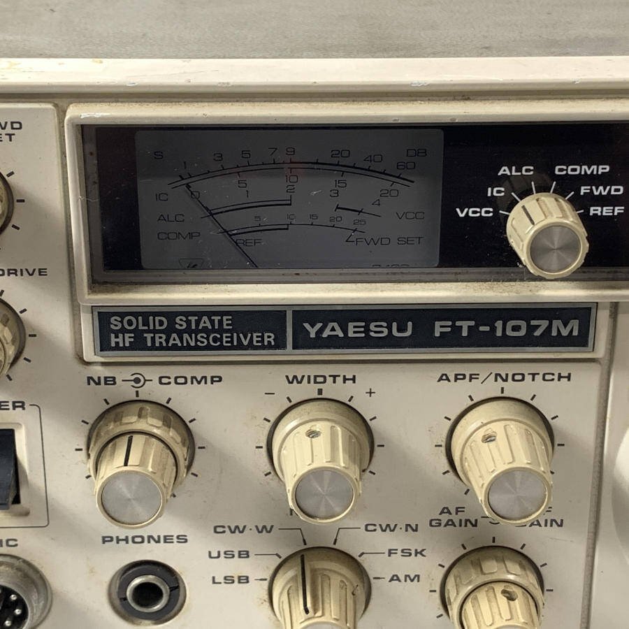 YAESU 八重洲無線 FT-107M HF トランシーバー 160(1.8MHz)-10m(28MHz