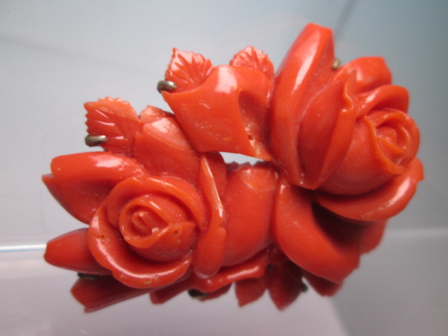 ☆アンティーク・本珊瑚 薔薇の花彫刻の帯留め 17,84g | charcas.gob.mx