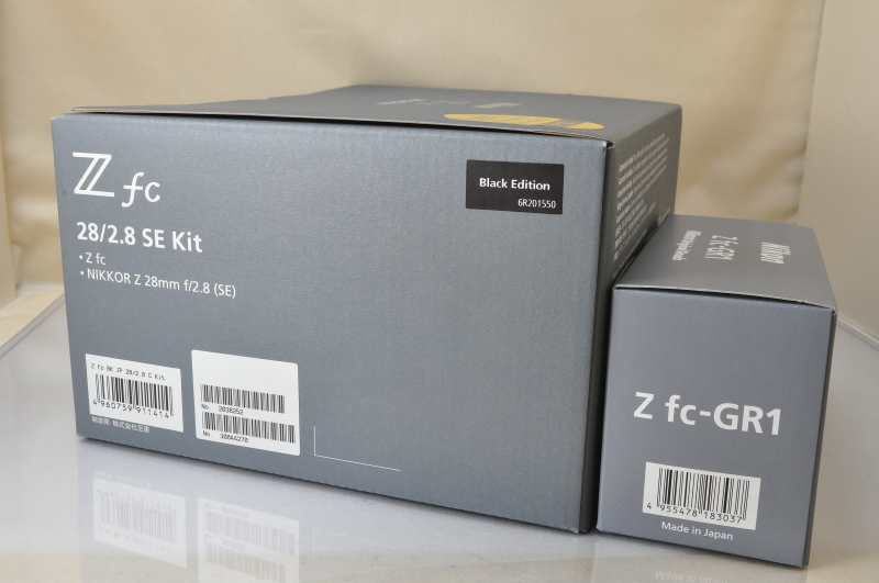 ★★新品同様 Nikon Z fc + Z 28mm F/2.8 Lens Kit Black ショット数 : 17 w/Box♪♪#5590_画像10