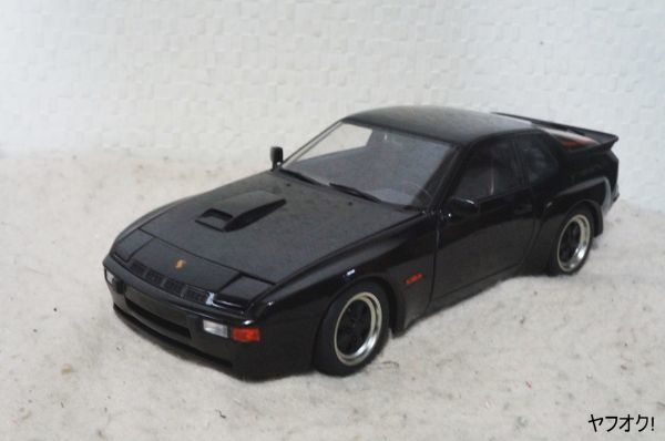 オートアート ポルシェ 924 1/18 ミニカー 黒