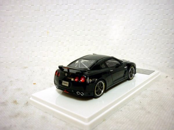 WIT'S 日産 GT-R Clube Track edition R35 1/43 ミニカー_画像3
