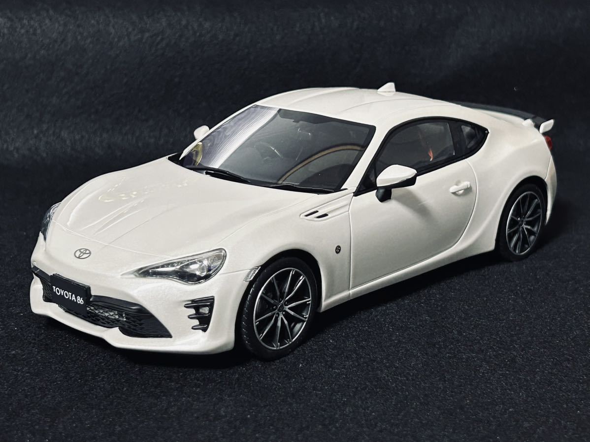 超人気新品 シリアルナンバー ホワイト 86 【限定400台】TOYOTA 275/400 1/18 samurai 京商 乗用車 超人気新品 シリアルナンバー ホワイト 86 【限定400台】TOYOTA 275/400 1/18 samurai 京商 乗用車