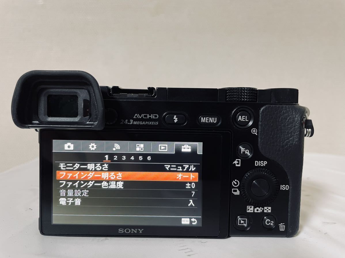 バッテリー、チャージャー付き☆良品☆SONY ソニー α6000 ボディ ILCE