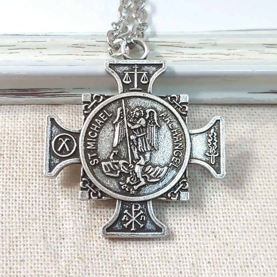 アークエンジェル　聖ミカエルの十字のメタルネックレス　ロザリオ　クロス