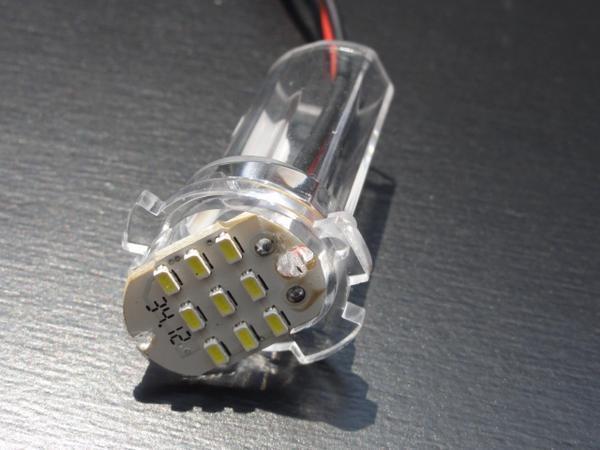 鬼白光! 一体型交換式 ! LED ナンバー灯 ライセンス ランプ　アルファード ・ヴェルファイア２０系 DBA-GGH25W DBA-GGH20W DBA-ANH20W_画像3