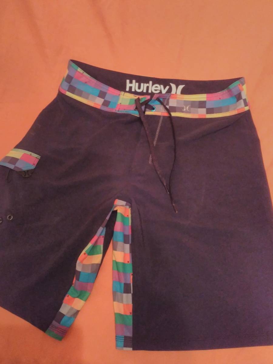 ⑥送料無料■Hurley■X.phantom■メンズ■サーフパンツ■黒x柄■32■水着■サーフィン■ハーレー■海水浴フィジーク